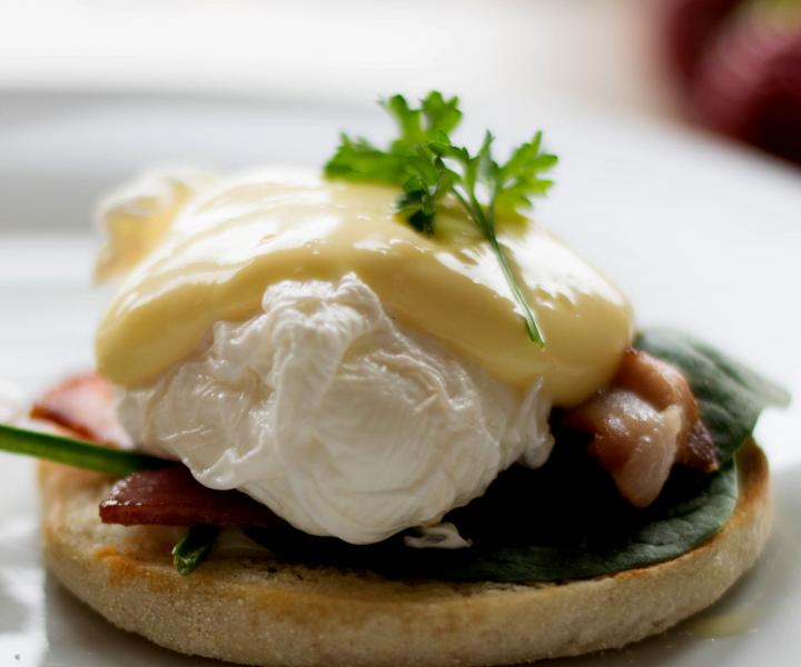 Eggs Benedict recipe